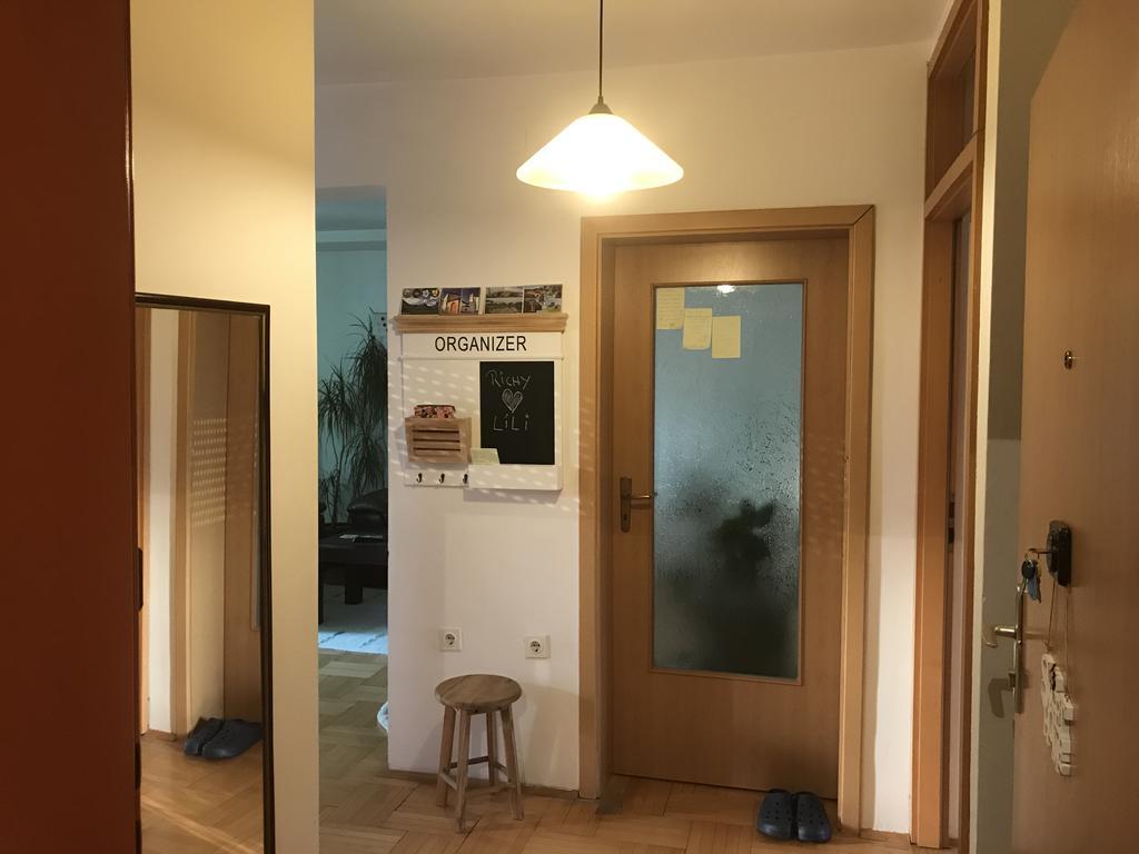 Orion Apartment 1 بريشتاين المظهر الخارجي الصورة